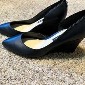 Nine West Black Pointed Toe Wedge Pumps